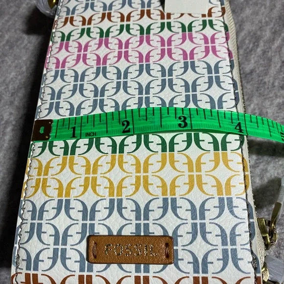 Fossil neutral multi colored crossbody Sofia phone bag - Picture 6 of 12